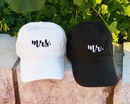 Σετ δύο καπέλων τζόκεϊ με κέντημα - Mr-Mrs